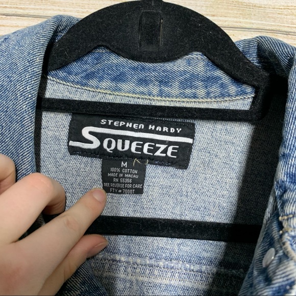 Vintage Squeeze Jean Jacket - Picture 3 of 8